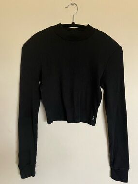 TNA Mock Neck Long Sleeve crop Top